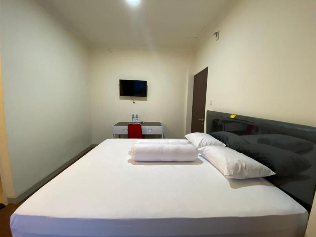 Mapala Guest House Makassar Redpartner Kültér fotó