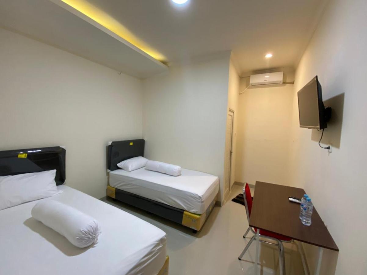 Mapala Guest House Makassar Redpartner Kültér fotó